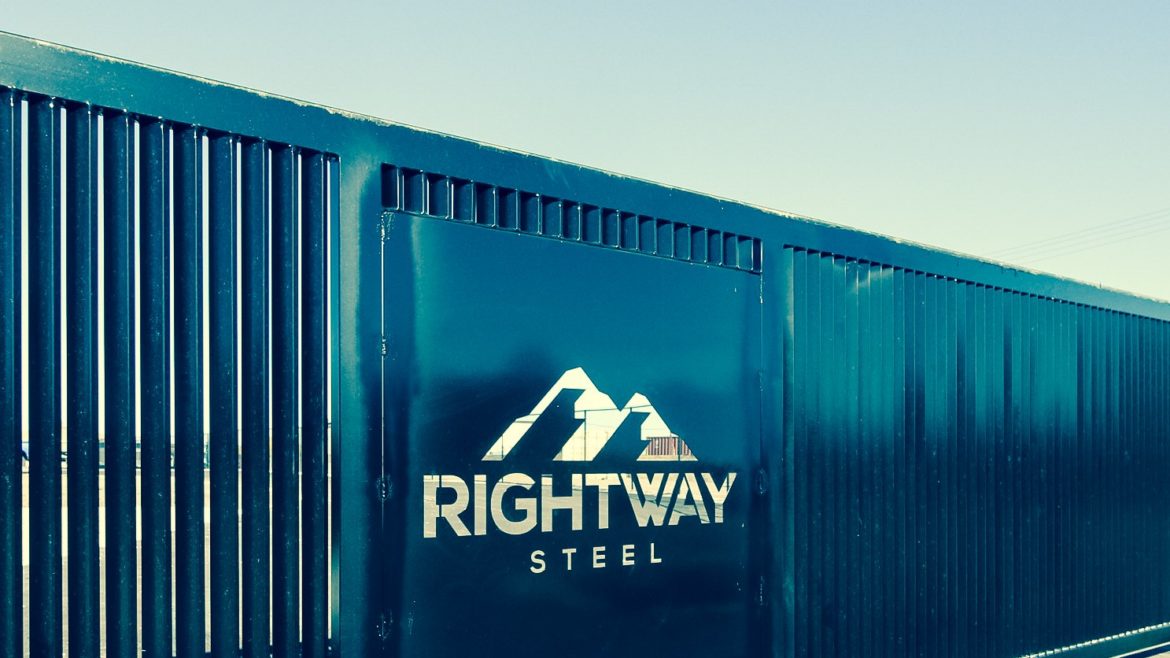 Rightway – steel fence with logo – 4-3